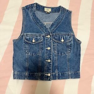 Vintage Gap Denim Vest in Medium Wash with Buttons